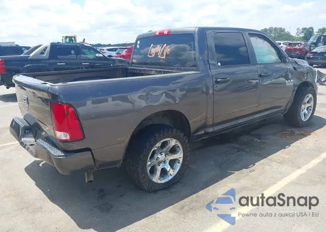 2019 Ram 1500 Classic Express 4X2 5'7 Box z USA, uszkodzony, nr VIN 1C6RR6KG2KS622902